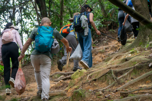 Crece el interés por las caminatas al aire libre y sus beneficios para la&nbsp;salud