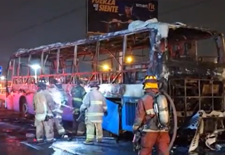 Presuntas extorsiones y creciente temor en las calles: chofer quedó con el 90% del cuerpo quemado tras ataque a un bus en El&nbsp;Agustino